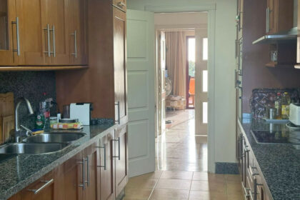 132a3175a72685a3b13ef8cede3f06e1 - 31