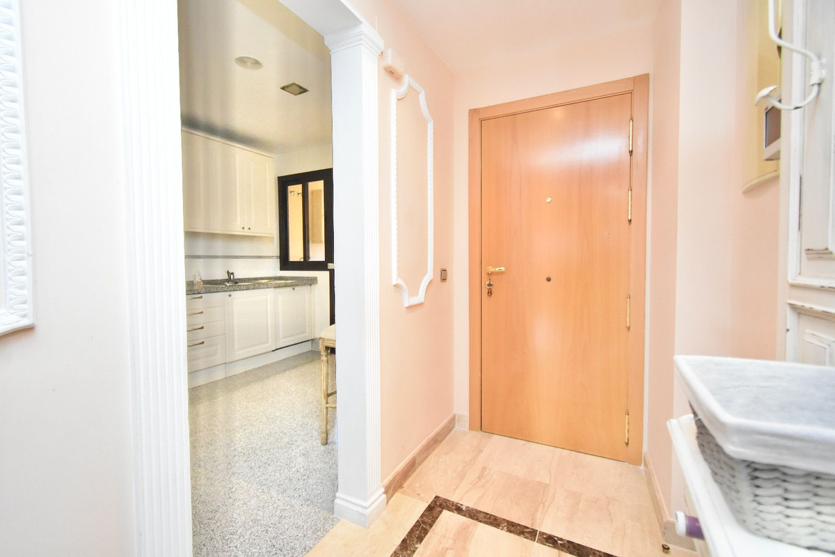 163ba6426fabff17cec84343509bcbe2 - 7