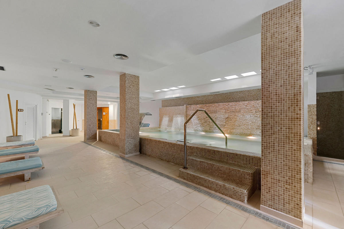 16595936c0d8c2ef8a9ce6483a795476 - 26