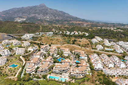 16595936c0d8c2ef8a9ce6483a795476 - 28