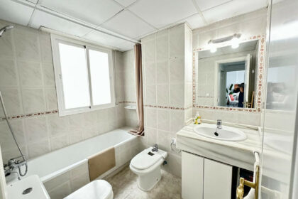 17e4cd05a6d0400d9f05ec8328b3d7f3 - 14