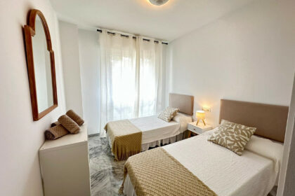 17e4cd05a6d0400d9f05ec8328b3d7f3 - 15