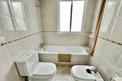 17e4cd05a6d0400d9f05ec8328b3d7f3 - 18