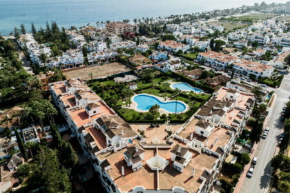 17e4cd05a6d0400d9f05ec8328b3d7f3 - 23