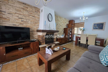 1b0a8669428bc3533ae2c6c223db7938 - 2