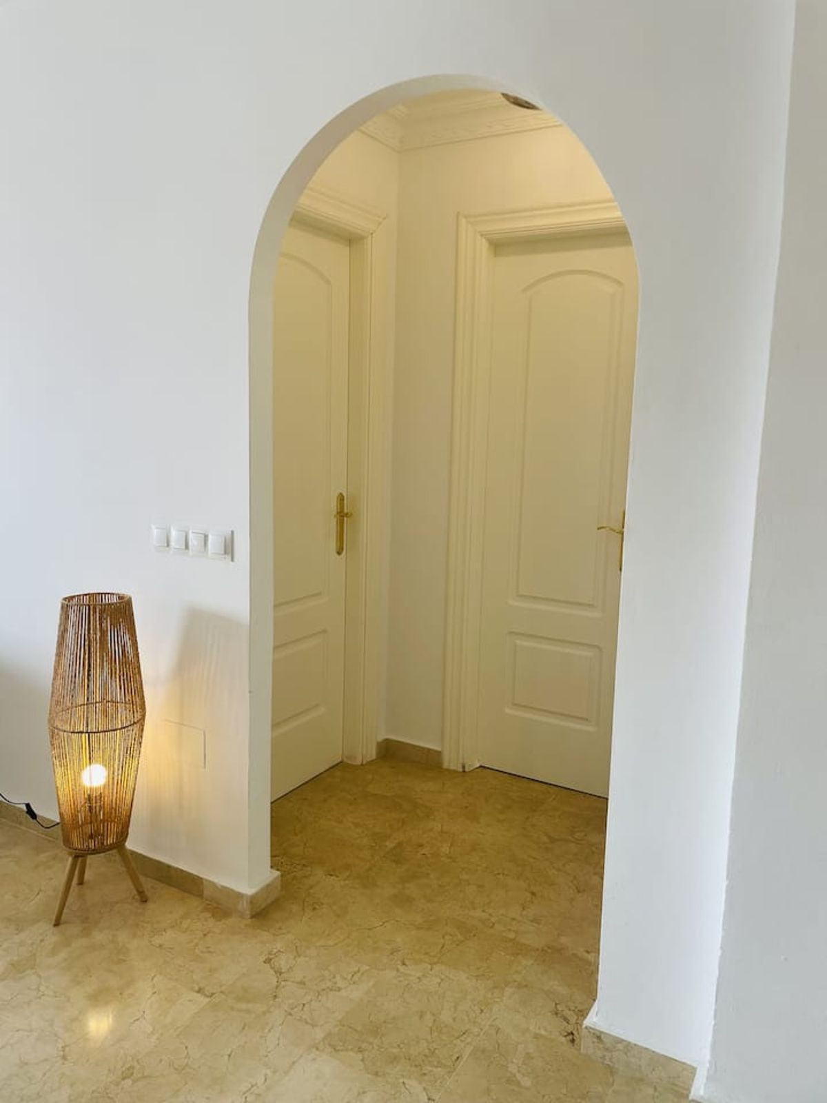 1c4bdd3185292e5730c6c4d8e028775d - 16