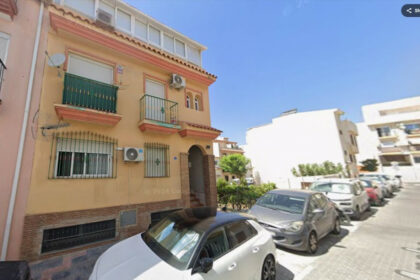 1d12c98fdd79b45692524fe5946860e4 - 14