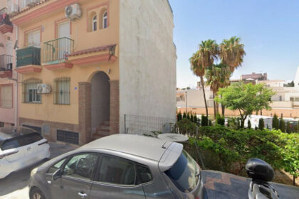 1d12c98fdd79b45692524fe5946860e4 - 15