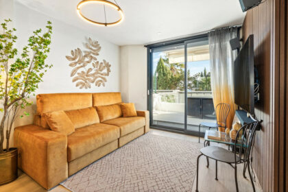 233646eca94f75eb2c158d714a2999a6 - 13