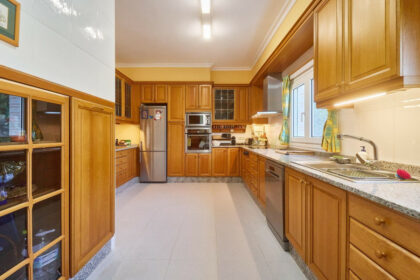 24fe60f21ee2ac3b9fa553215ec4b213 - 20