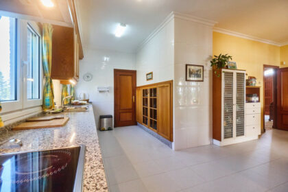 24fe60f21ee2ac3b9fa553215ec4b213 - 24