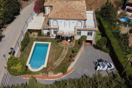 24fe60f21ee2ac3b9fa553215ec4b213 - 7