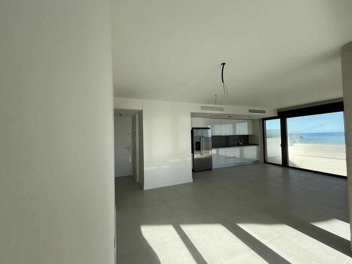 271bf4192abc34c96d112d674a69bf46 - 14