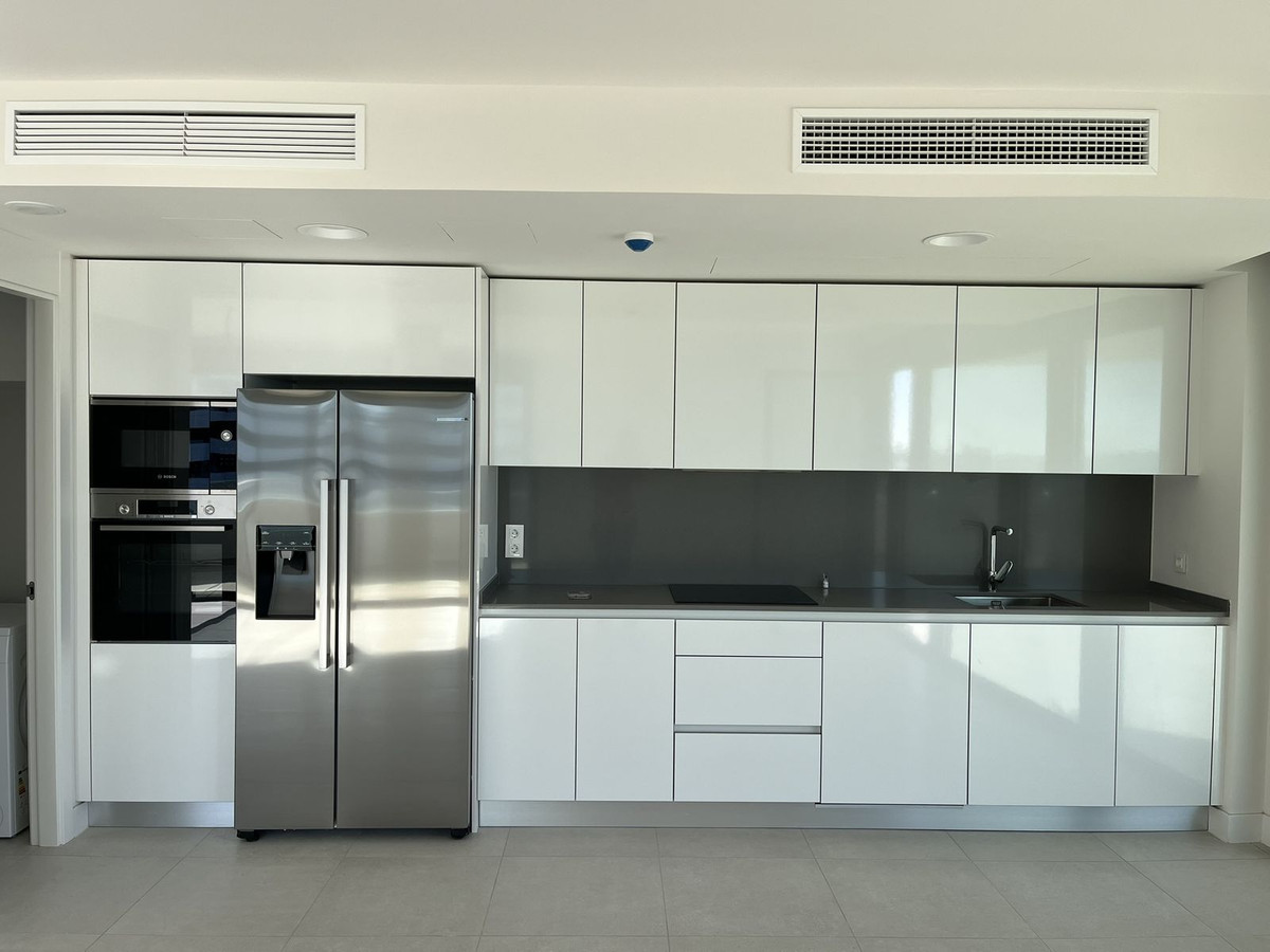 271bf4192abc34c96d112d674a69bf46 - 15