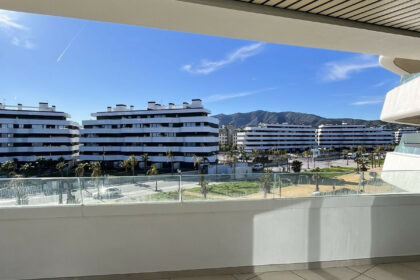 271bf4192abc34c96d112d674a69bf46 - 20