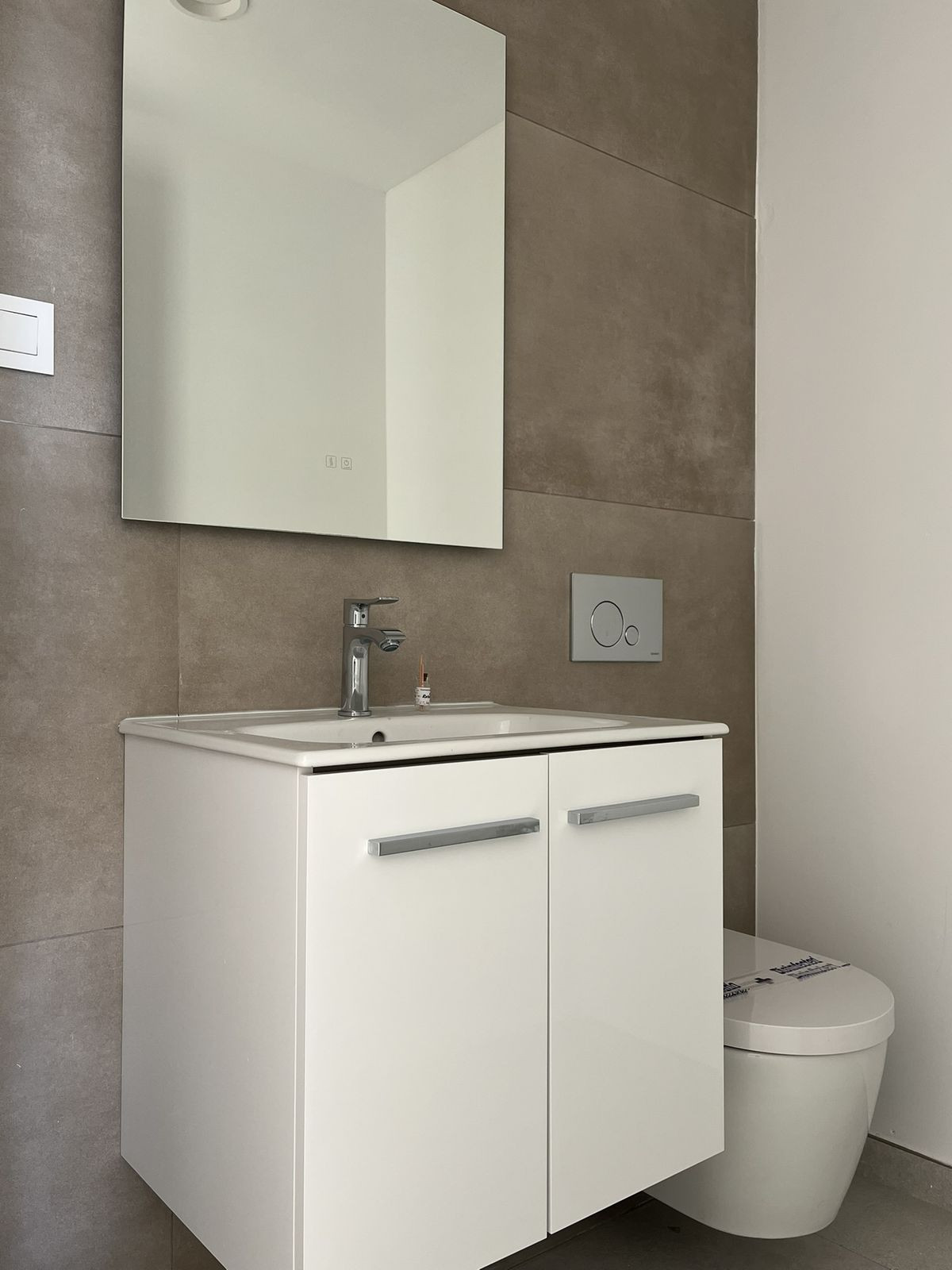 271bf4192abc34c96d112d674a69bf46 - 25