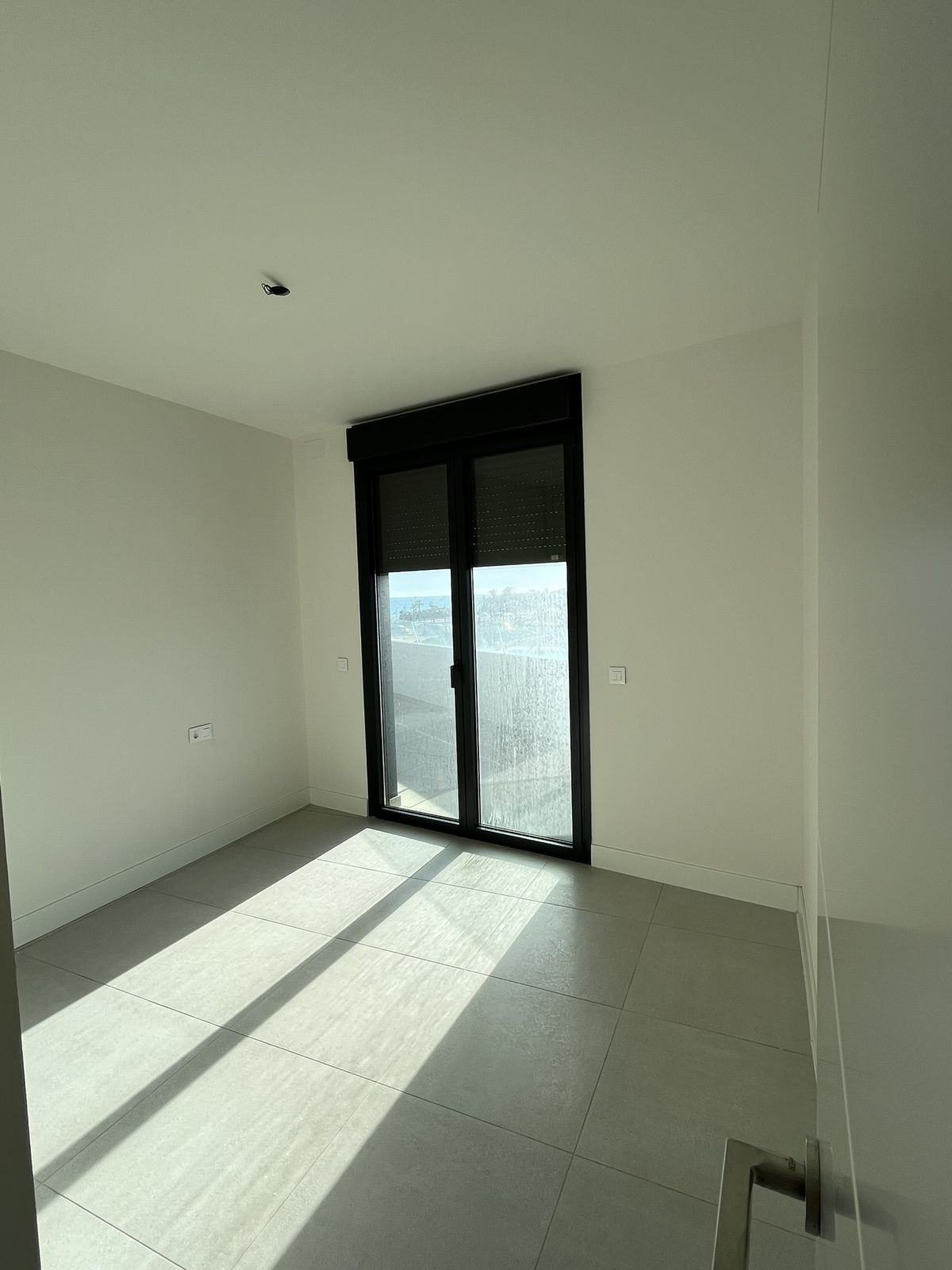 271bf4192abc34c96d112d674a69bf46 - 26