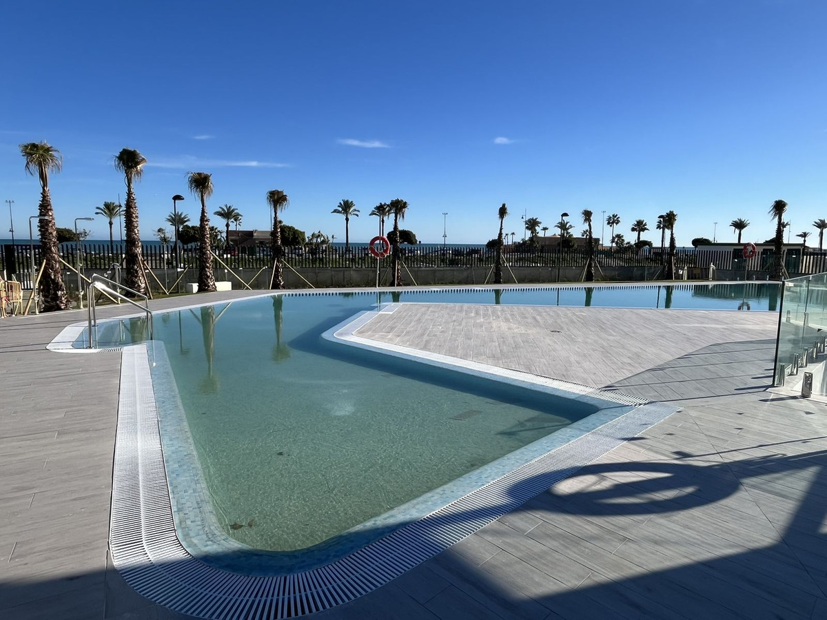 271bf4192abc34c96d112d674a69bf46 - 3