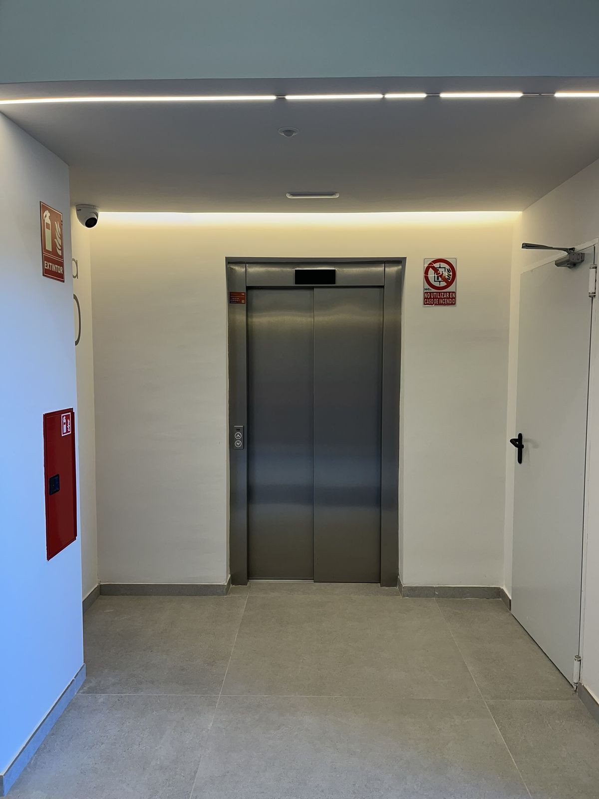 271bf4192abc34c96d112d674a69bf46 - 52