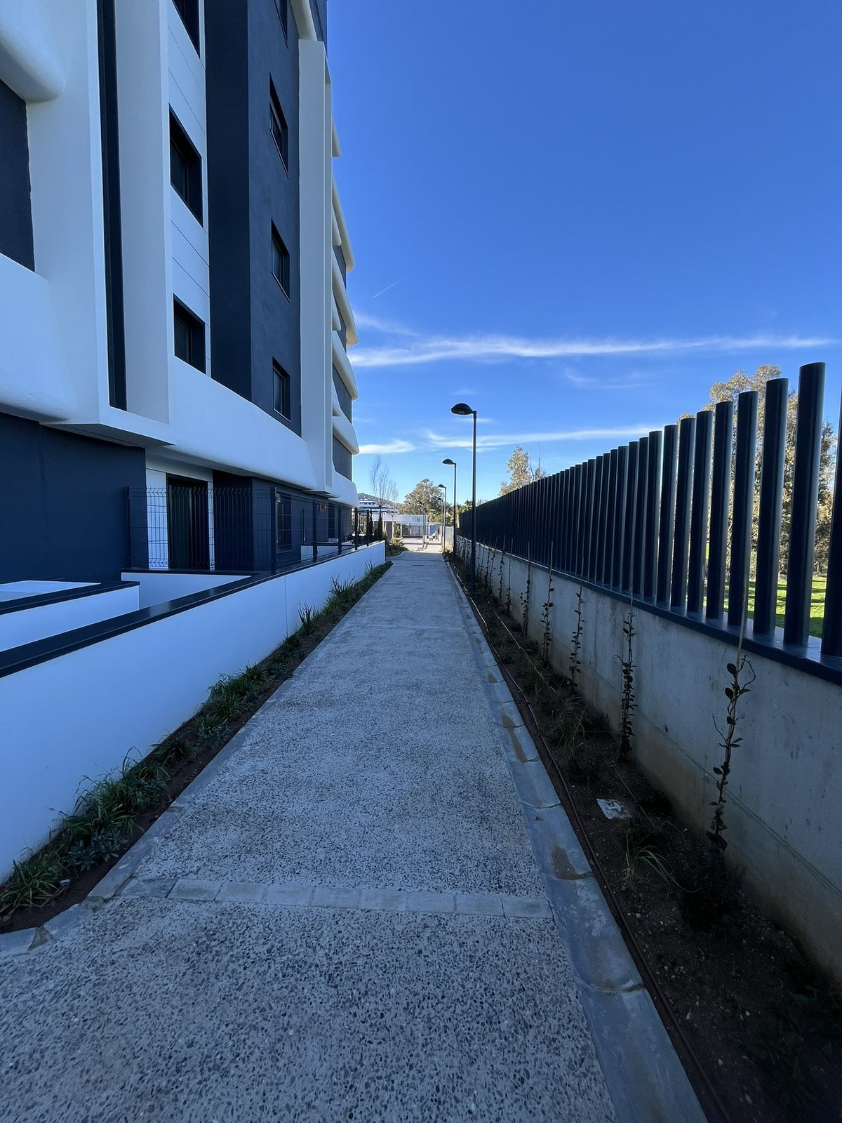 271bf4192abc34c96d112d674a69bf46 - 54