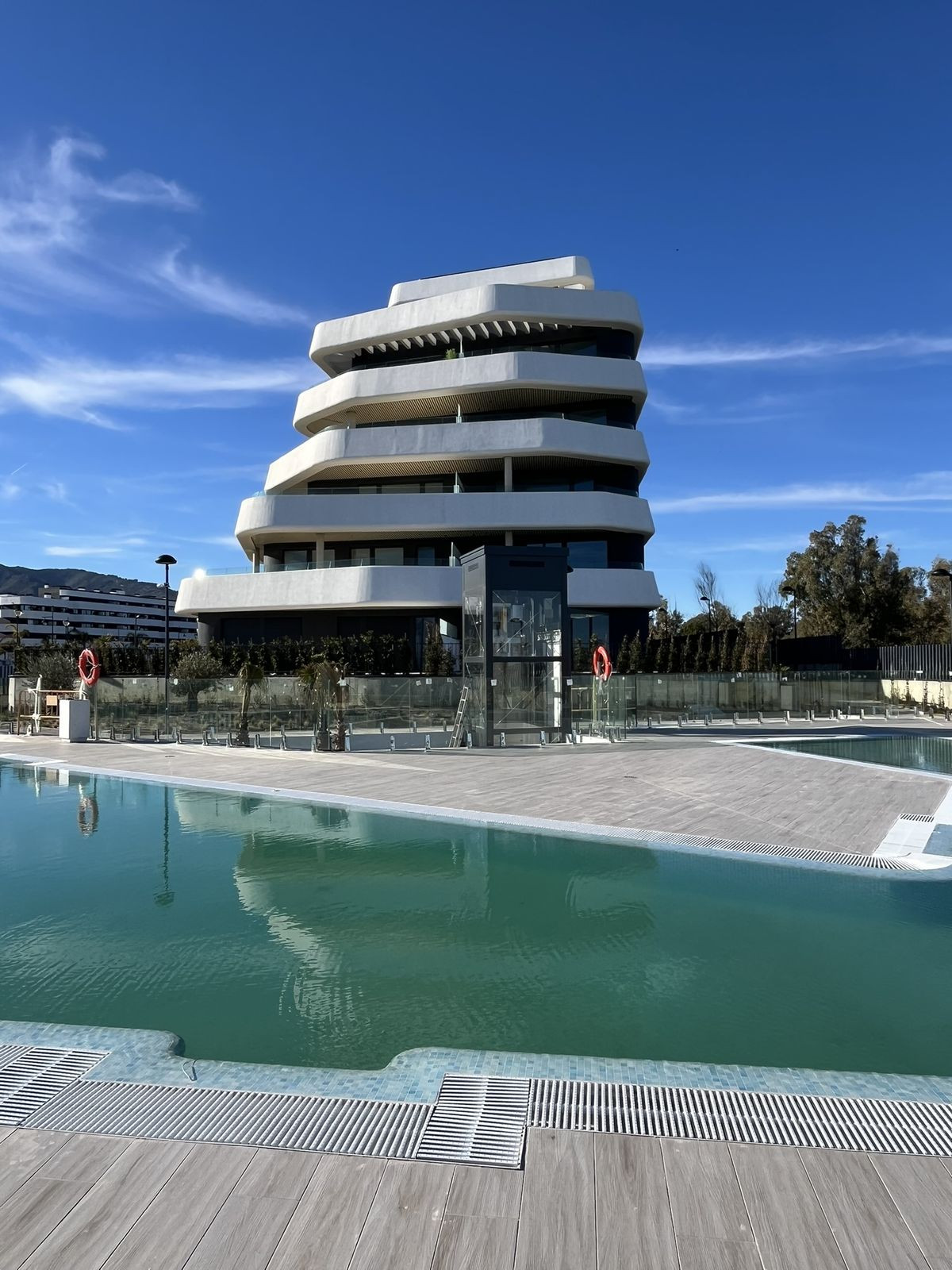 271bf4192abc34c96d112d674a69bf46 - 56