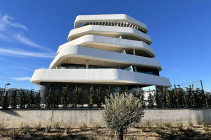 271bf4192abc34c96d112d674a69bf46 - 60