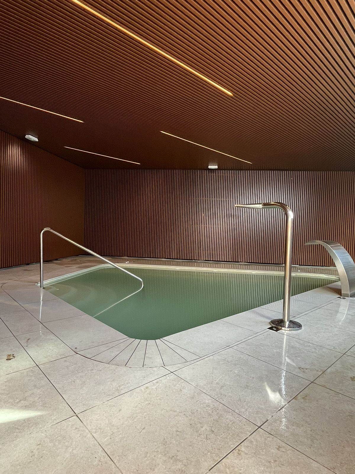 271bf4192abc34c96d112d674a69bf46 - 62