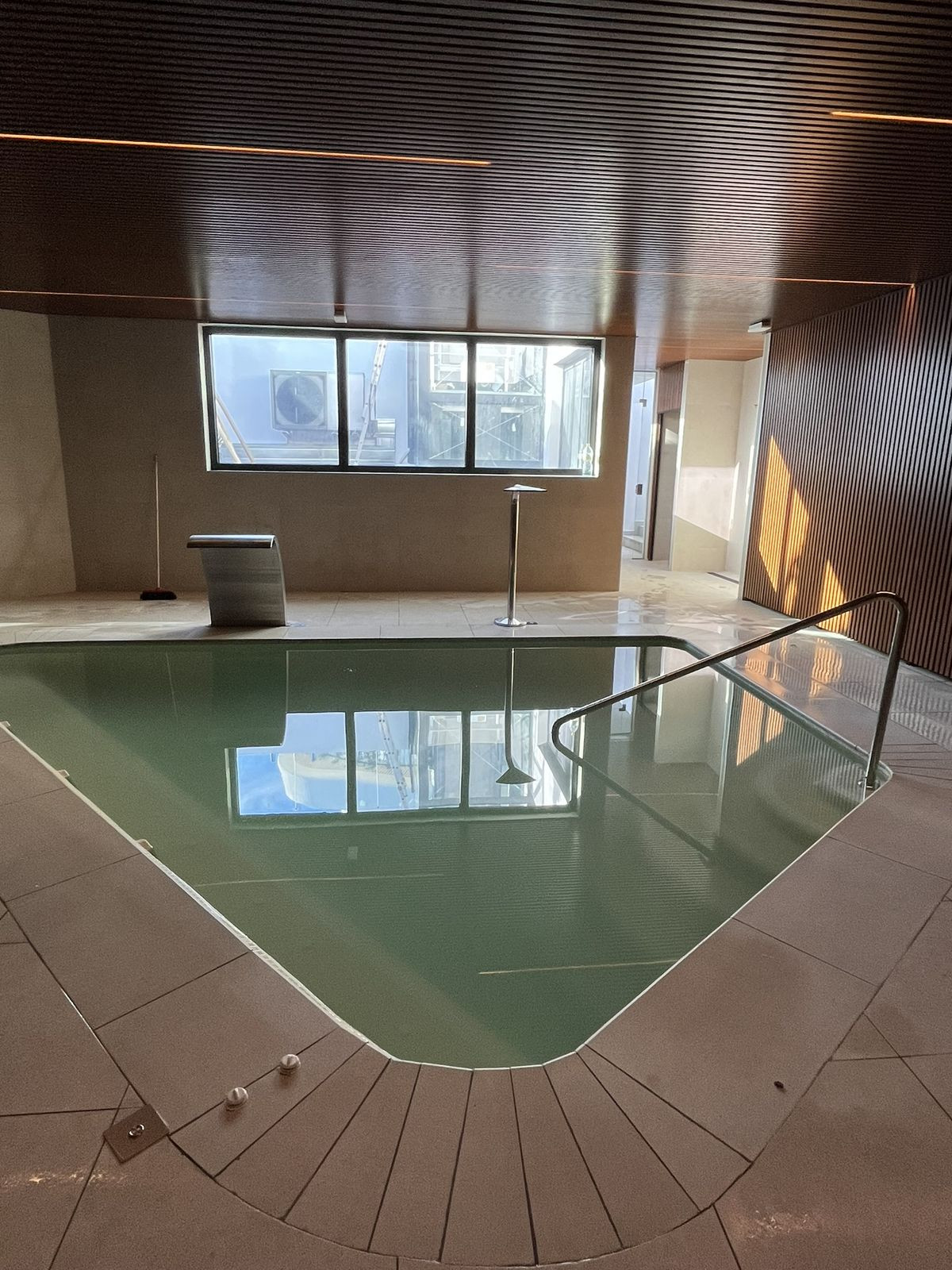 271bf4192abc34c96d112d674a69bf46 - 64