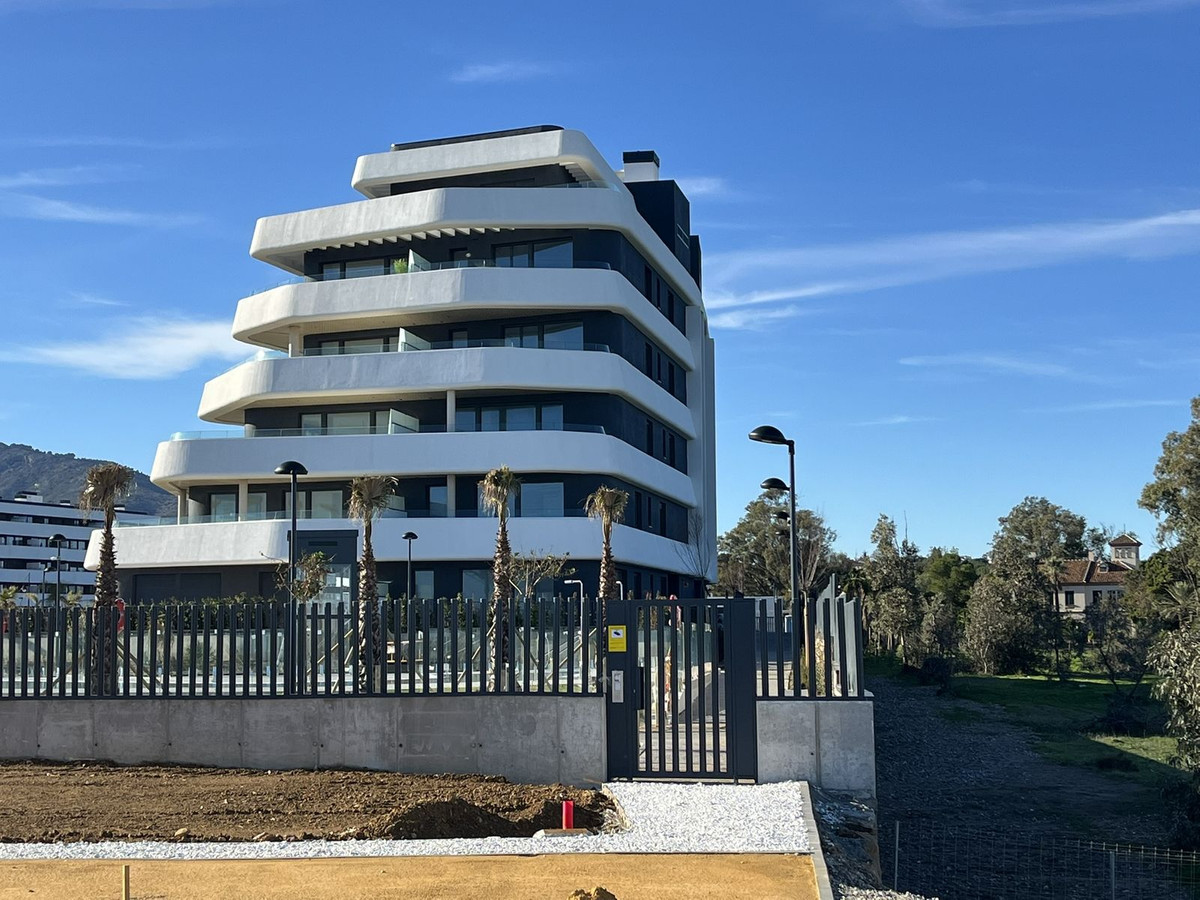 271bf4192abc34c96d112d674a69bf46 - 75