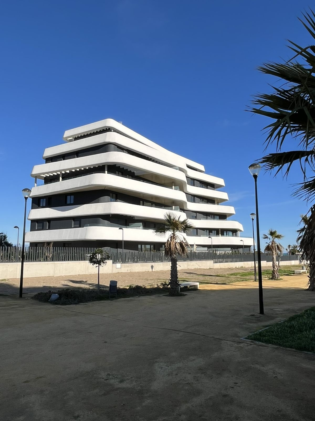 271bf4192abc34c96d112d674a69bf46 - 76