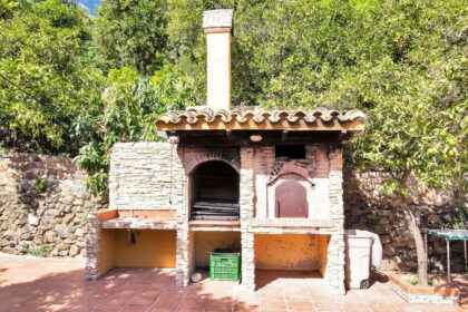 2a1a1dfe6df9df65fdae6b136d4c83b1 - 23