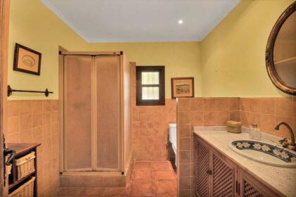 2a1a1dfe6df9df65fdae6b136d4c83b1 - 32