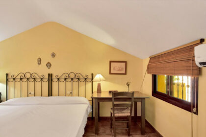 2a1a1dfe6df9df65fdae6b136d4c83b1 - 44