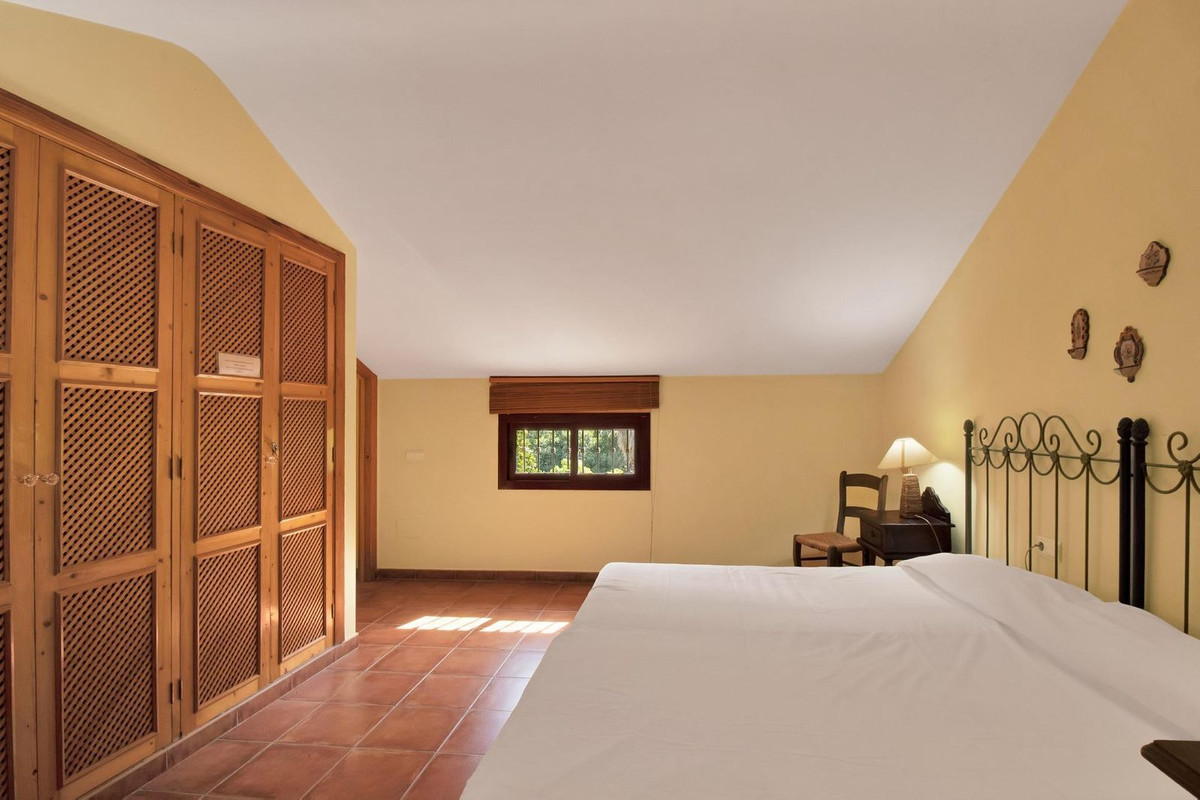 2a1a1dfe6df9df65fdae6b136d4c83b1 - 45