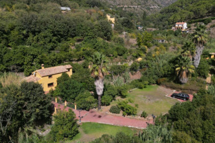 2a1a1dfe6df9df65fdae6b136d4c83b1 - 65