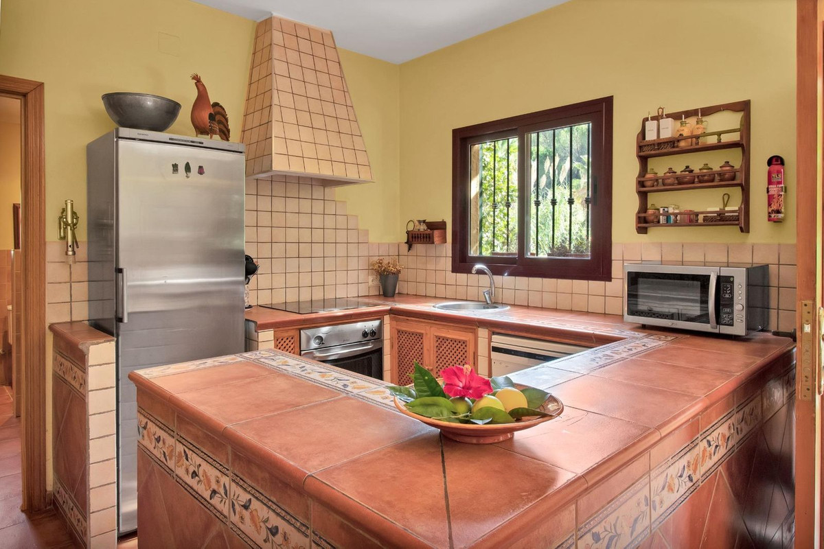 2a1a1dfe6df9df65fdae6b136d4c83b1 - 7