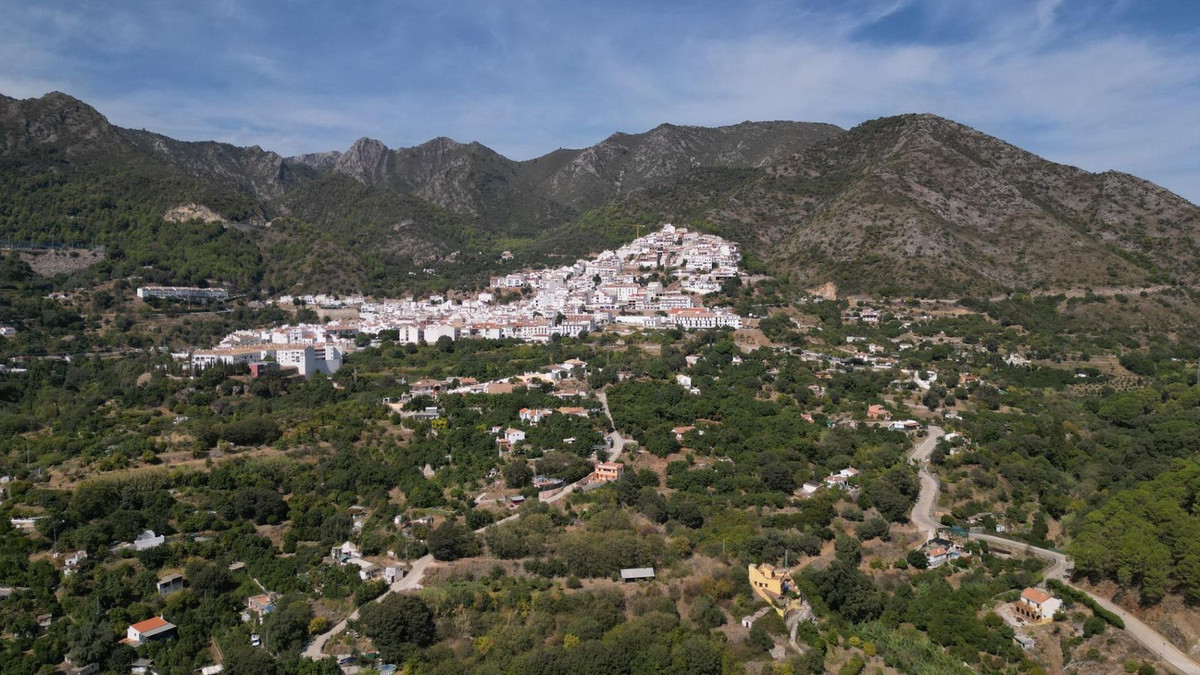 2a1a1dfe6df9df65fdae6b136d4c83b1 - 73