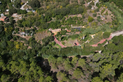 2a1a1dfe6df9df65fdae6b136d4c83b1 - 74