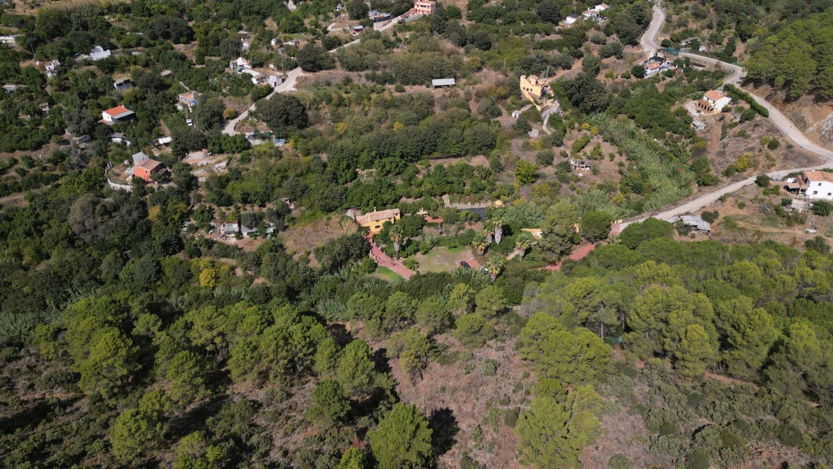 2a1a1dfe6df9df65fdae6b136d4c83b1 - 75