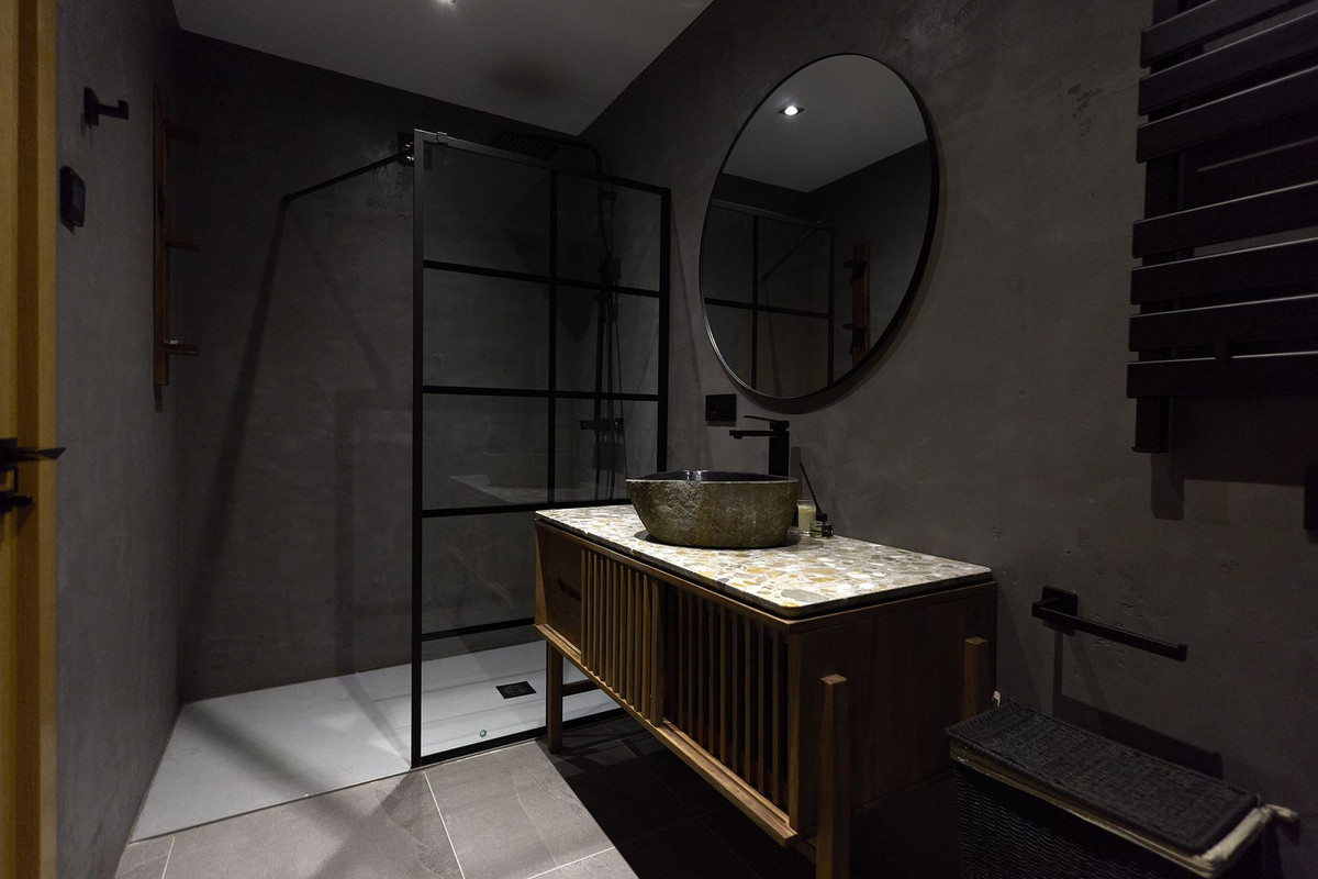 2af20327332b8a2687578602266b961d - 8