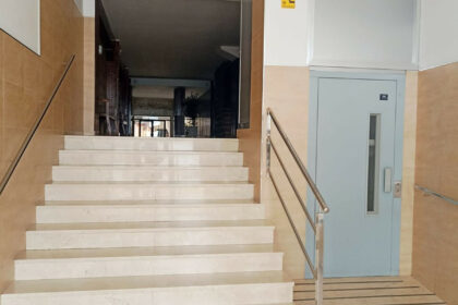 2cd9bf92532481d04779186f9e8df03a - 24