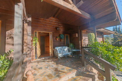 2f95dcae98d5320a403c1d52fc510bf5 - 17