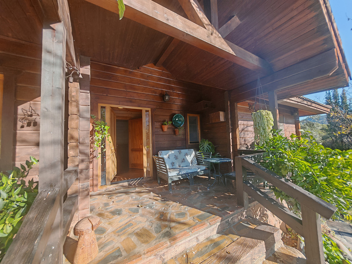 2f95dcae98d5320a403c1d52fc510bf5 - 17