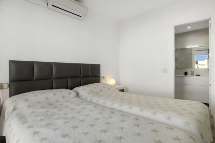 300b85e9aa4efbf2fba52e410073b0d2 - 22