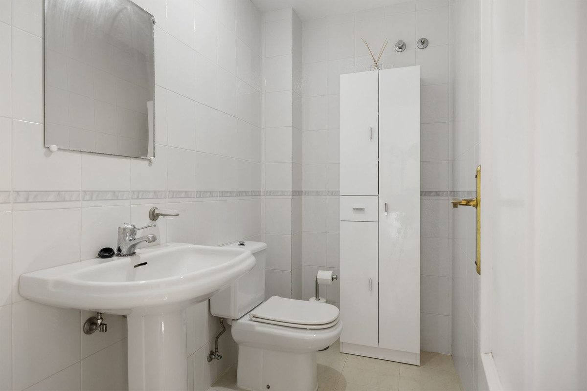 300b85e9aa4efbf2fba52e410073b0d2 - 27