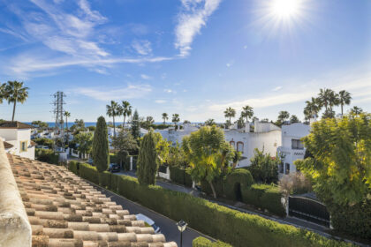 300b85e9aa4efbf2fba52e410073b0d2 - 28