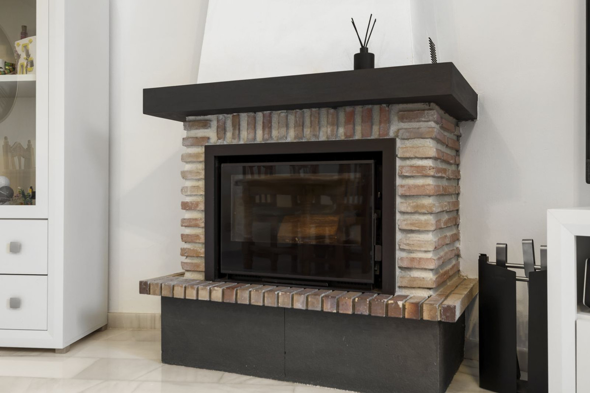 300b85e9aa4efbf2fba52e410073b0d2 - 9