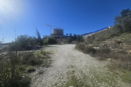 323b8f61df022326d195c5aa0716f9f1 - 11