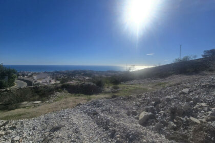 323b8f61df022326d195c5aa0716f9f1 - 24