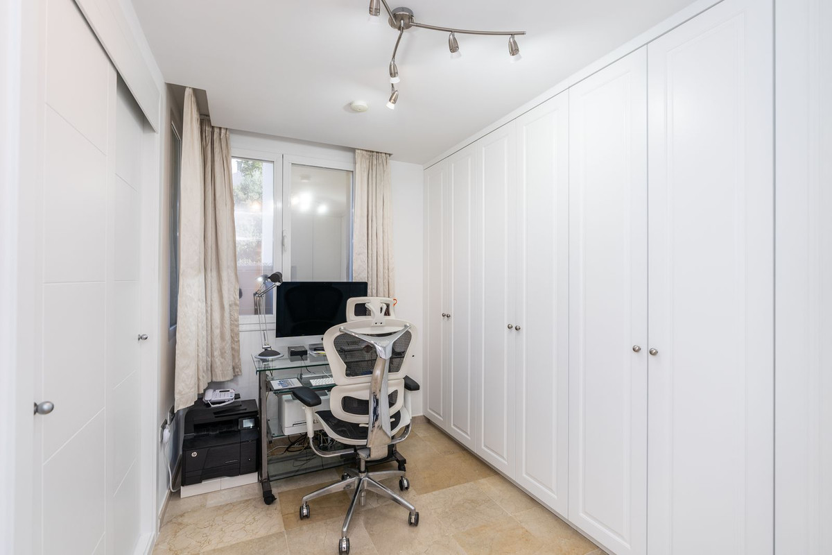 32474881f51674737b70d5dac10f21cc - 20